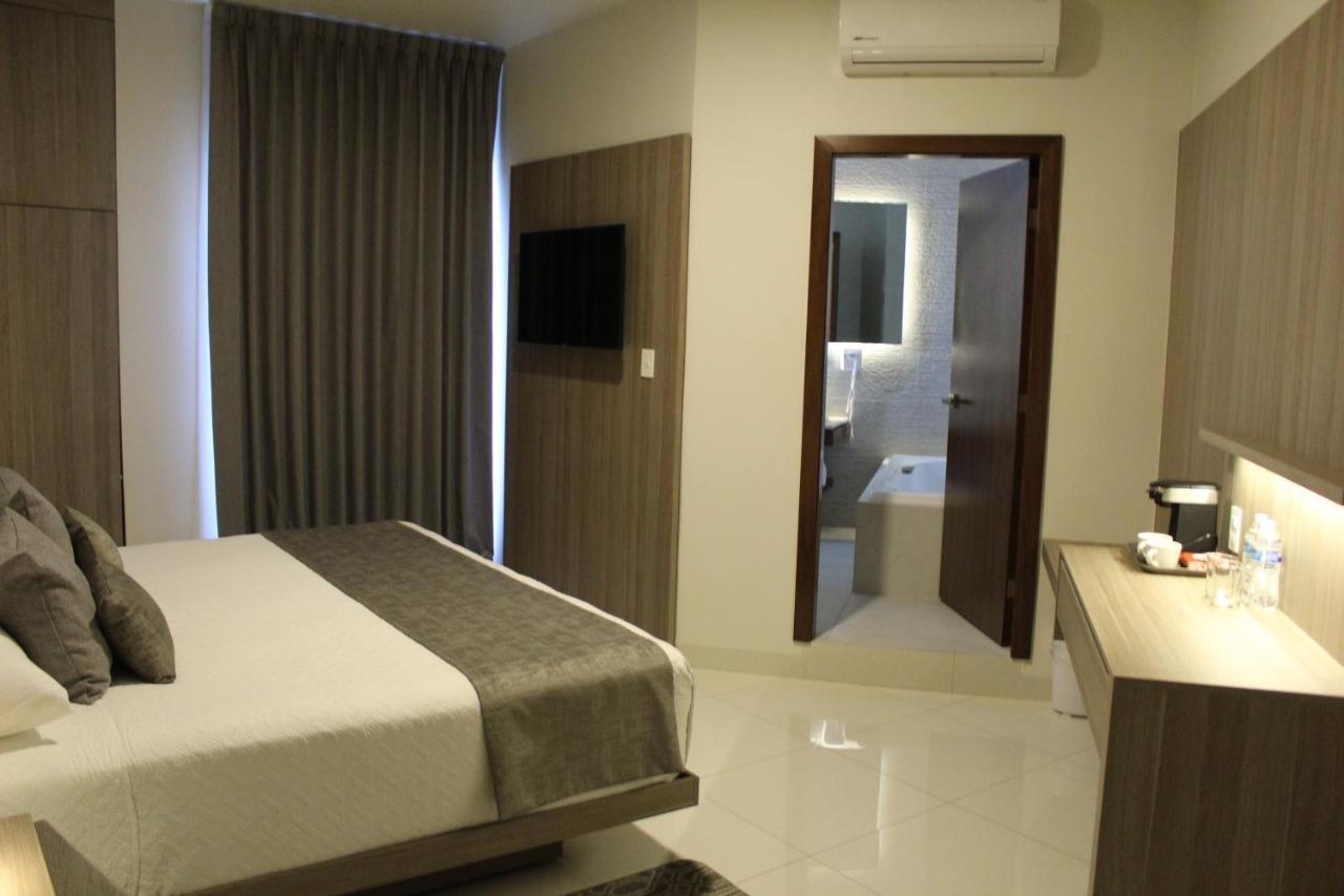 Hotel Sara N & Zapotlanejo